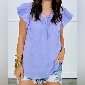 Andree Crinkle Flutter Sleeve Lavender Top Size Large Brand: Andree